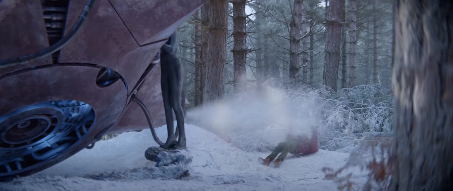 John Lewis & Partners — Christmas Ad 2021 “Unexpected Guest”, image 4