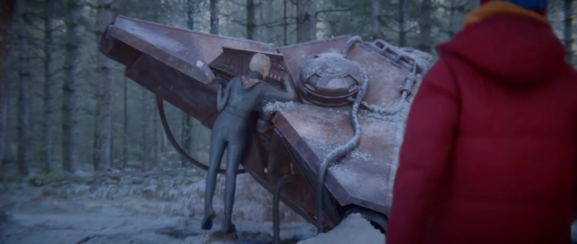 John Lewis & Partners — Christmas Ad 2021 “Unexpected Guest”, image 5